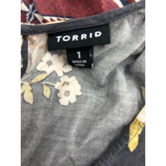 Torrid Black Floral Sleeveless Tiered Tank Top With Back Lace-Up Detail Size 1 - Picture 3 of 8